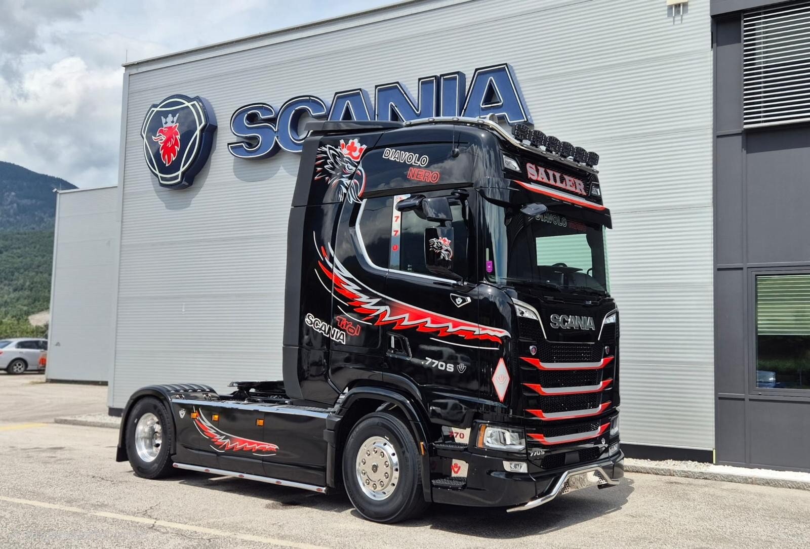 LKW von Sailer und Thaler Transporte OG