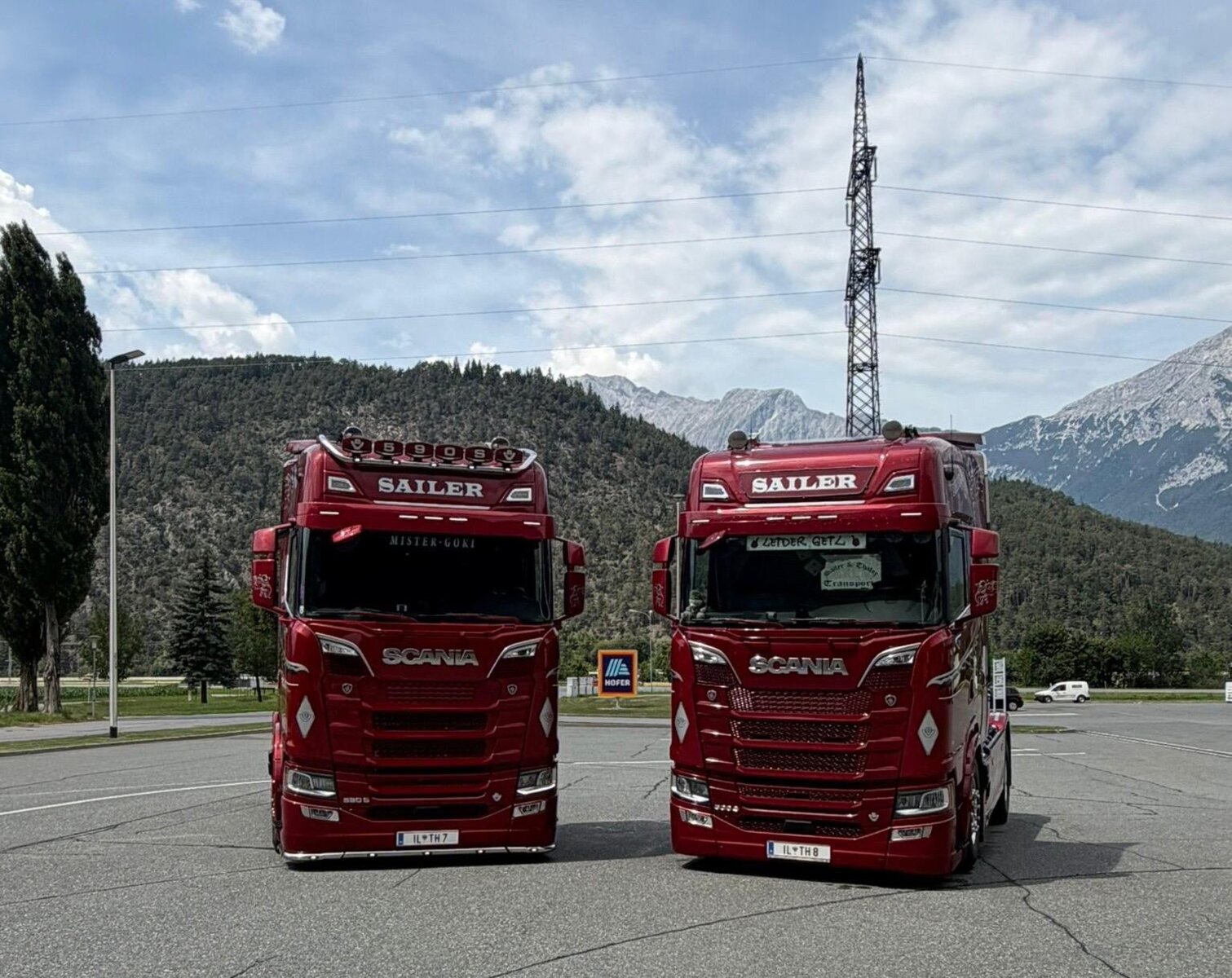 LKWs von Sailer und Thaler Transporte OG